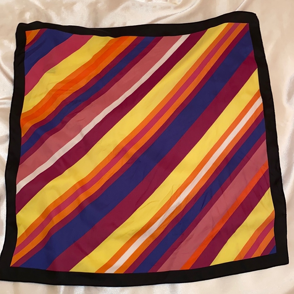 ⚡️STYLISH HANDKERCHIEF⚡️